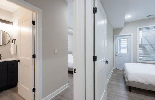 Modern LUX 2BR Apartment in DC with Patio - Foto 14