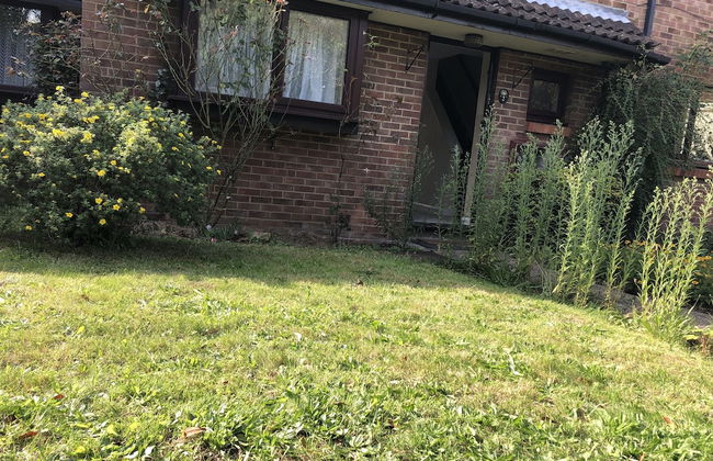 Lovely 3-bed House in Farnham Royal Slough - Foto 18