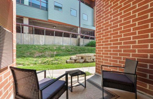 Fitness Room Pool Univ Research Park and Parking - Foto 43