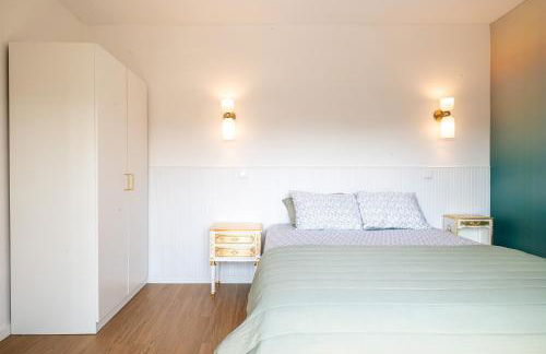 Charming Estoril Apt One Min Walk to the Beach - Foto 25