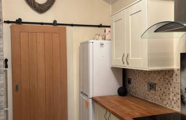 Entire House, Parking, Facilities, sleeps up to 6, suitable for contractors, families or NHS - Foto 20