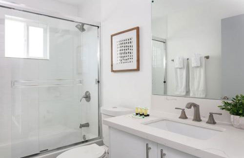 Prestige 5BR Townhome Near LA Hot Spots - Foto 25