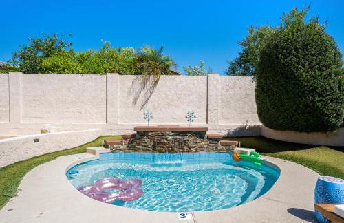 Chic Desert Retreat - Lush Spa Pool - Mini Golf - Foto 1