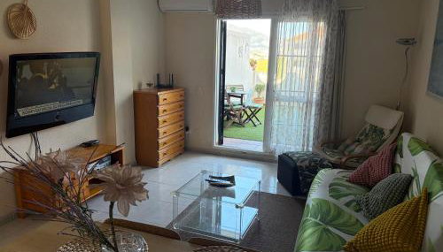 Apartamento en Mijas con Terraza, capacidad para 5 personas con piscina de temporada - Foto 5