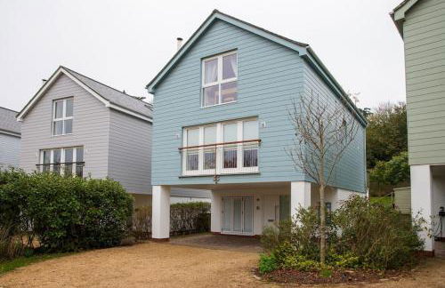 6 The Salterns - Yarmouth - Photo 47