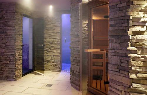 Aparthotel Familiaris - Family Apartments - Pools & Spa in Dolomites - Foto 45