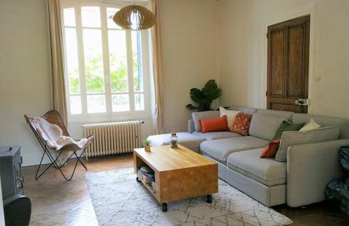 Charmante maison bourguignonne avec grand jardin et parking - Foto 2