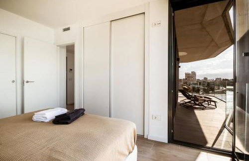 Modern sea front Sea Water - Photo 25