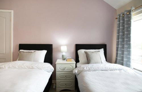 Manvers House, Rotherham for contractors, Families, free parking, Spacious, WIFI, modern - Foto 25