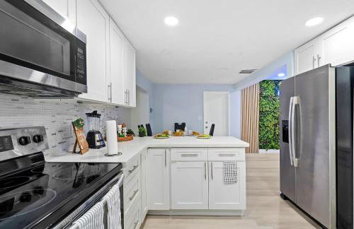 Las Olas Fort Lauderdale Getaway Pool, BBQ, Mini Golf & Game Room - Foto 57