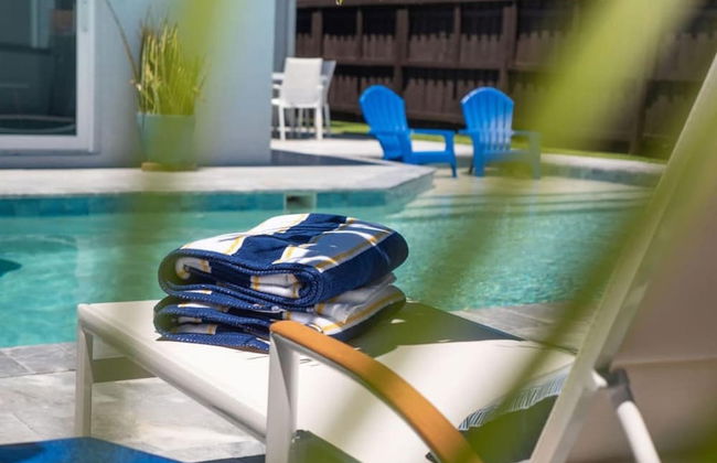 Steps to Beach Heated Pool - Foto 1