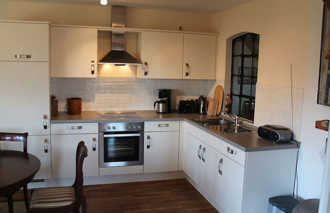 Rustic-style Apartment in Buschenhagen With Garden - Photo 23