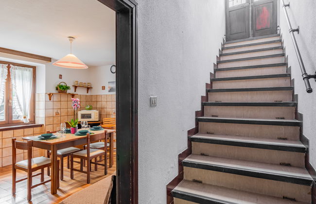 2 bedroom Apartment in Colico with garden and terrace - Photo 14