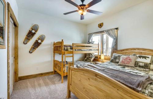 Luxe Cabin w/Hot Tub and Amazing Views - Foto 27