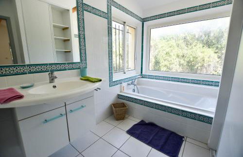 LA BASTIDE DE LUSON Villa 4 chambres Spa Sauna Piscine chaufée boulodrome - Foto 16