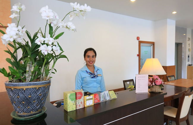 J - Town Serviced Apartments - Photo 2