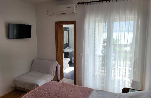 Apartments and rooms Iva - Photo 24