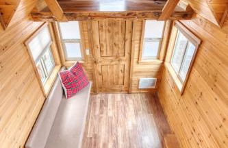 Stay Portland - Restored Farmhouse & Backyard Tiny House Village - Photo 33