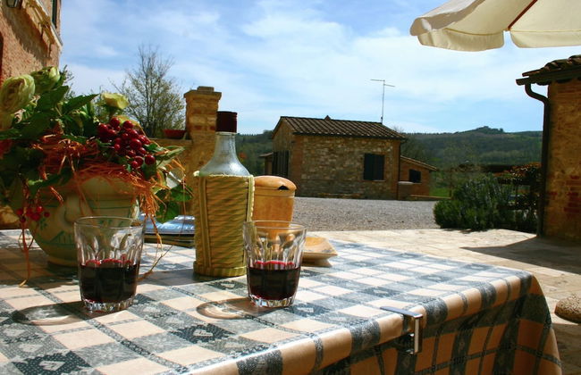 Lovely Farmhouse in Asciano With Swimming Pool - Foto 58