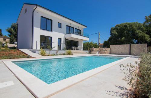 Villa Lumiere - Photo 1