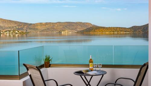 Elounda Harmony Sea front apartment - Foto 2