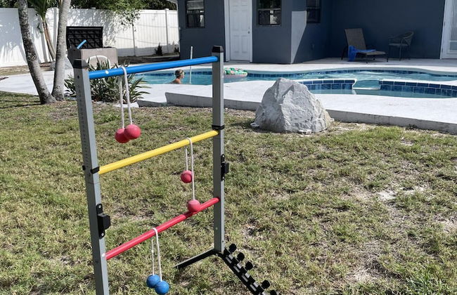 Kiss the Wave - Spacious 4BR 3BA w Pool hot tub - Foto 65