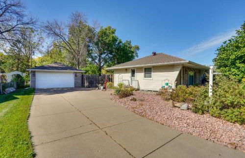 Spacious Cottage Grove Haven Near Downtown St Paul - Photo 28