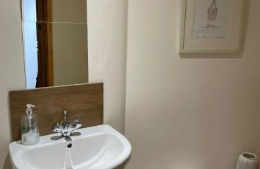 Bluebell Cottage at The Old Tractor Barn - Photo 5