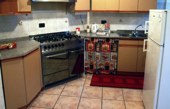 De La Tour - Photo 16