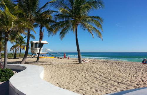 Plantation Pool Home with Hot Tub Sleeps 10 - Foto 63