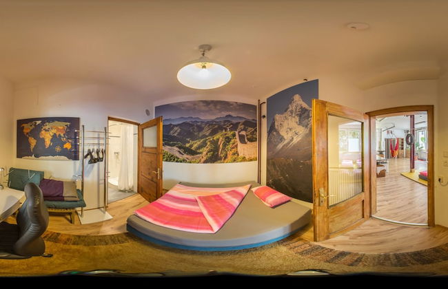 Carli's Base Camp - Photo 9