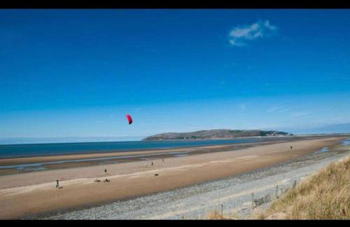 Cosy 2 bed terraced house in Conwy - Foto 15