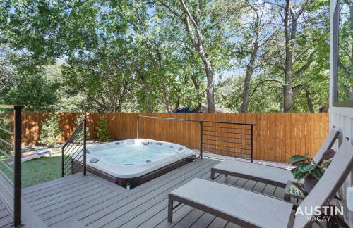 Luxurious Modernism with Private Hot Tub and Garage - Foto 49