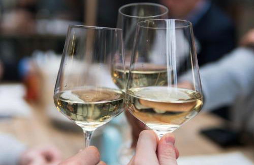 Fairfield Cottage -Top Rated Gem, Fire Pit, Near Beach, 90 Min to NYC - Foto 15