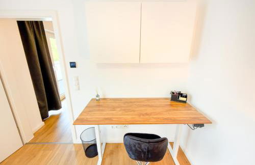 ImmoStay #3 - Penthouse mit zwei Balkonen & Seeblick, Parking & WiFi - Foto 32