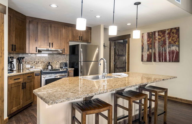 Trailhead Lodge - Photo 22