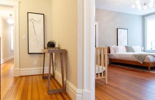 Gorgeous 5BR Storefront Home ABODEbucks - Foto 37