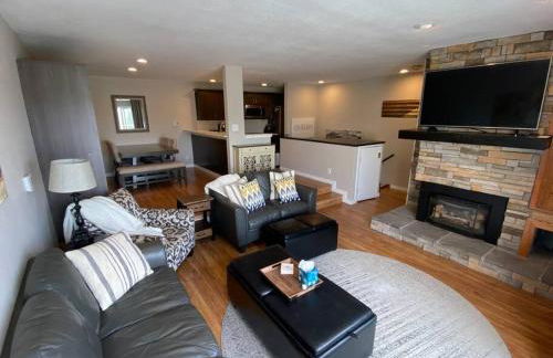 Great Location! Downtown WP with Hot Tub! Sleeps 6! - Foto 30