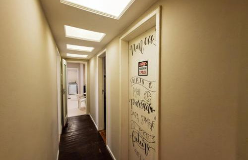 Apartamento espaçoso em Ondina para o Carnaval, 1 suíte e 1 quarto ao lado do Morro do Gato - Foto 6