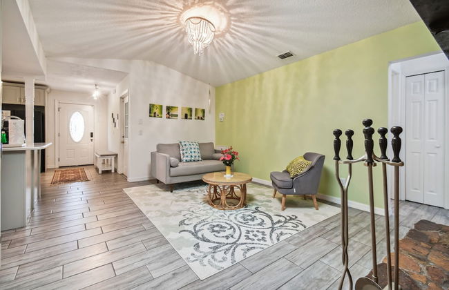 TRANQUILITY. Gated Estate Home. Privacy. - Foto 4