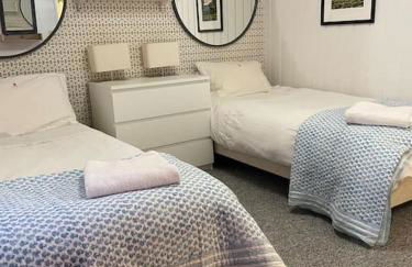 Large peaceful chalet for mountain adventures! Perfect for Flégère and Grand Montet skiing - Foto 13