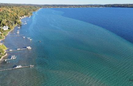 Crystal View Hideaway - Spectacular Lakeview! - Foto 5