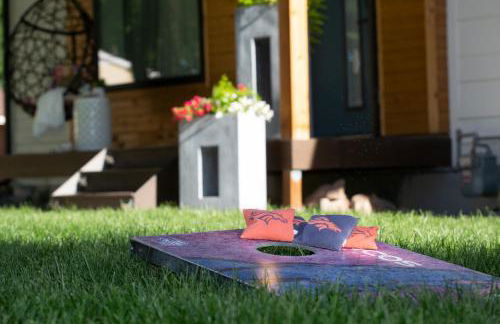 Cozy Bungalow Hot Tub & Fire Pit, Walk Downtown - Foto 16