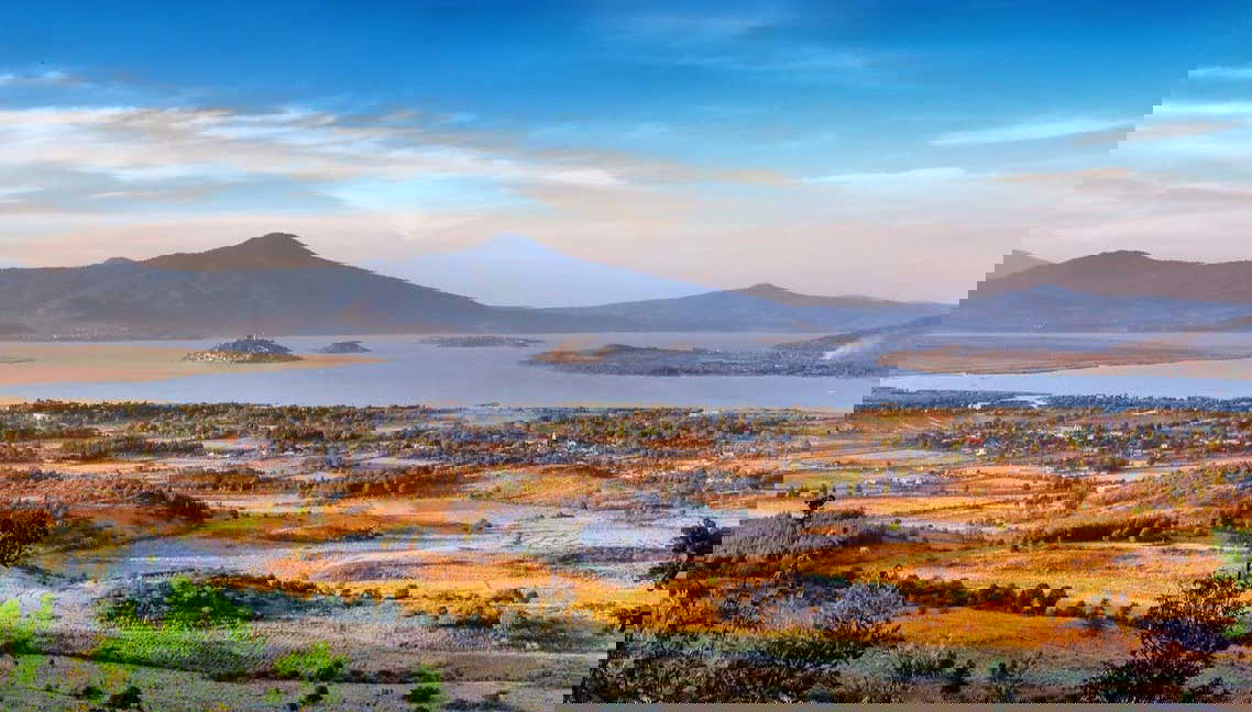 Panoramica del lago Pátzcuaro e dell'isola di Janitzio