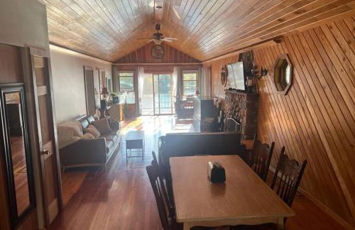 Lake Moraine Home #7 Near Colgate University - Photo 3