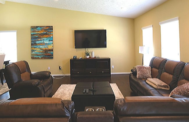 4Bdrm 2Bath 9Beds - 25mins to Downtown - Foto 14