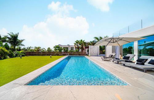 Luxury Villa with Heated Pool & Jacuzzi Near Costa Adeje Golf - Photo 5