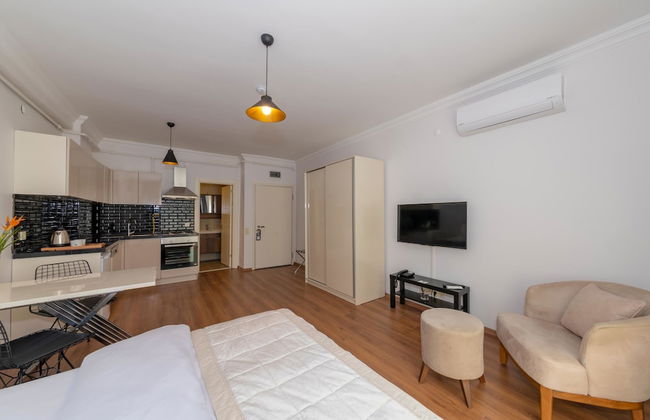 Joy Suites - Photo 66