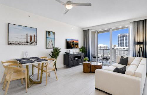 Luxury Corner 1 BR W Residence with Fantastic Intercoastal Views, Pool & Hot tub - Foto 22