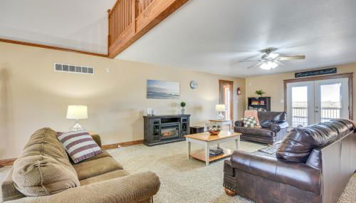 Pond Access and Fishing Cedar Lodge in Versailles - Foto 5